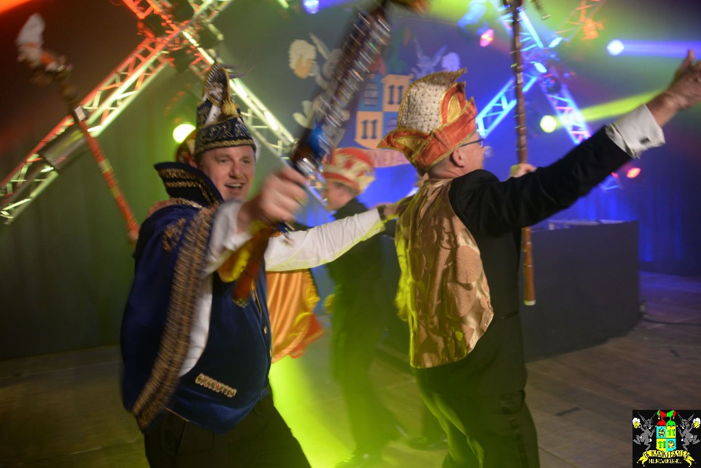 ../Images/Het Opwarmbal 251.jpg
